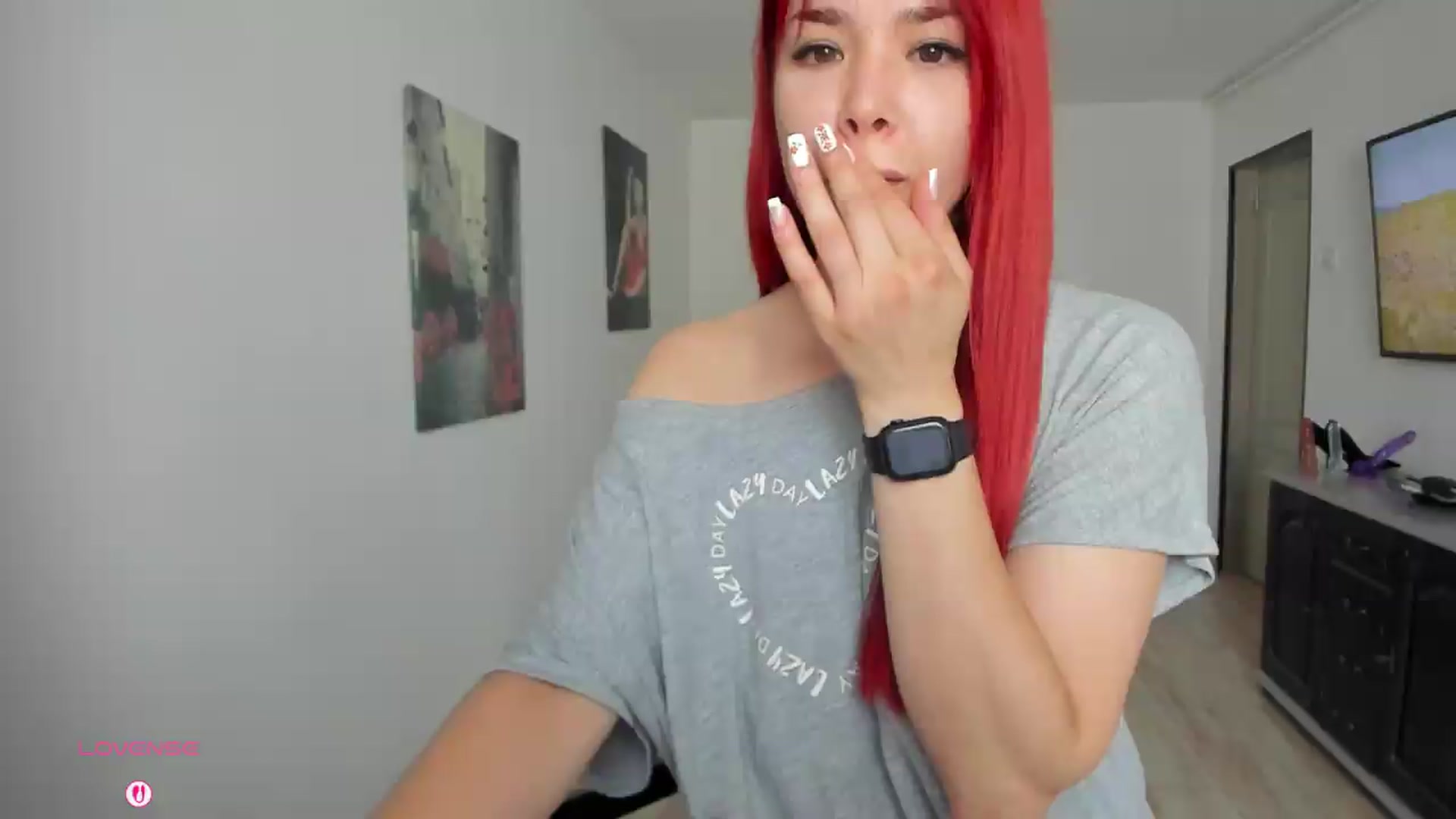 Gallery image thumbnail from RedFireVelvet's myfreecams stream on, 06/25/2026, 09:31 image 1 of 20