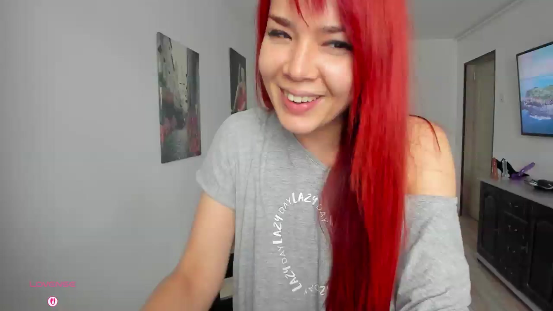 Gallery image thumbnail from RedFireVelvet's myfreecams stream on, 06/25/2026, 09:58 image 15 of 20