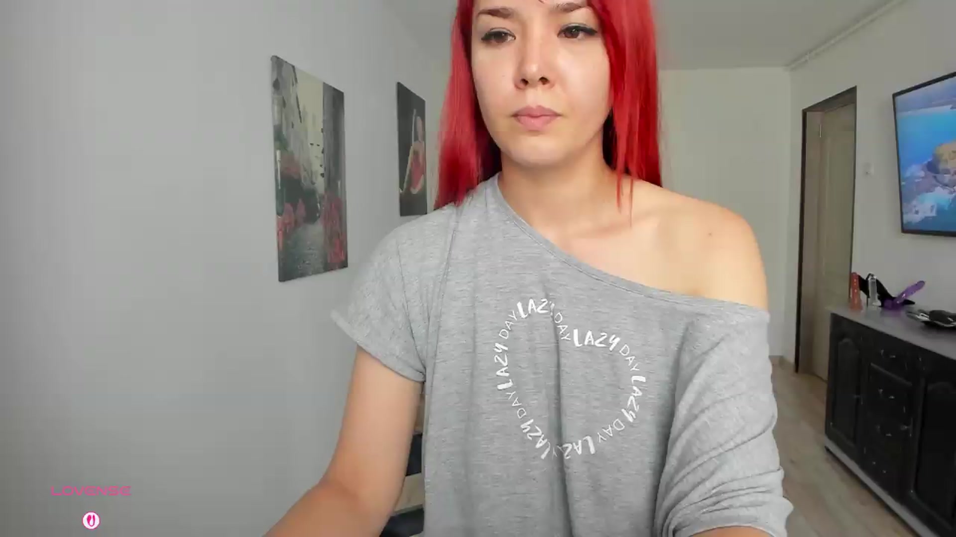 Gallery image thumbnail from RedFireVelvet's myfreecams stream on, 06/25/2026, 09:58 image 11 of 20