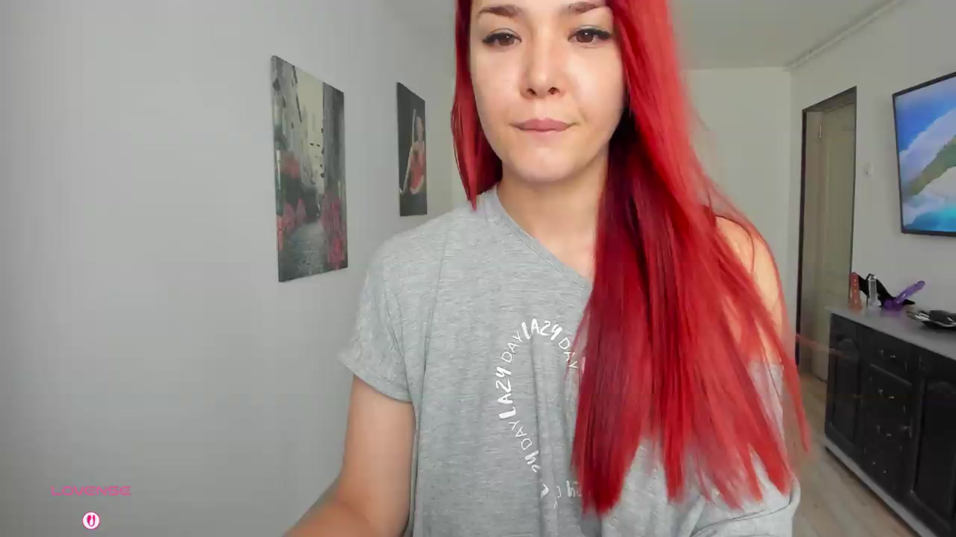Gallery image thumbnail from RedFireVelvet's myfreecams stream on, 06/25/2026, 09:58 image 3 of 20