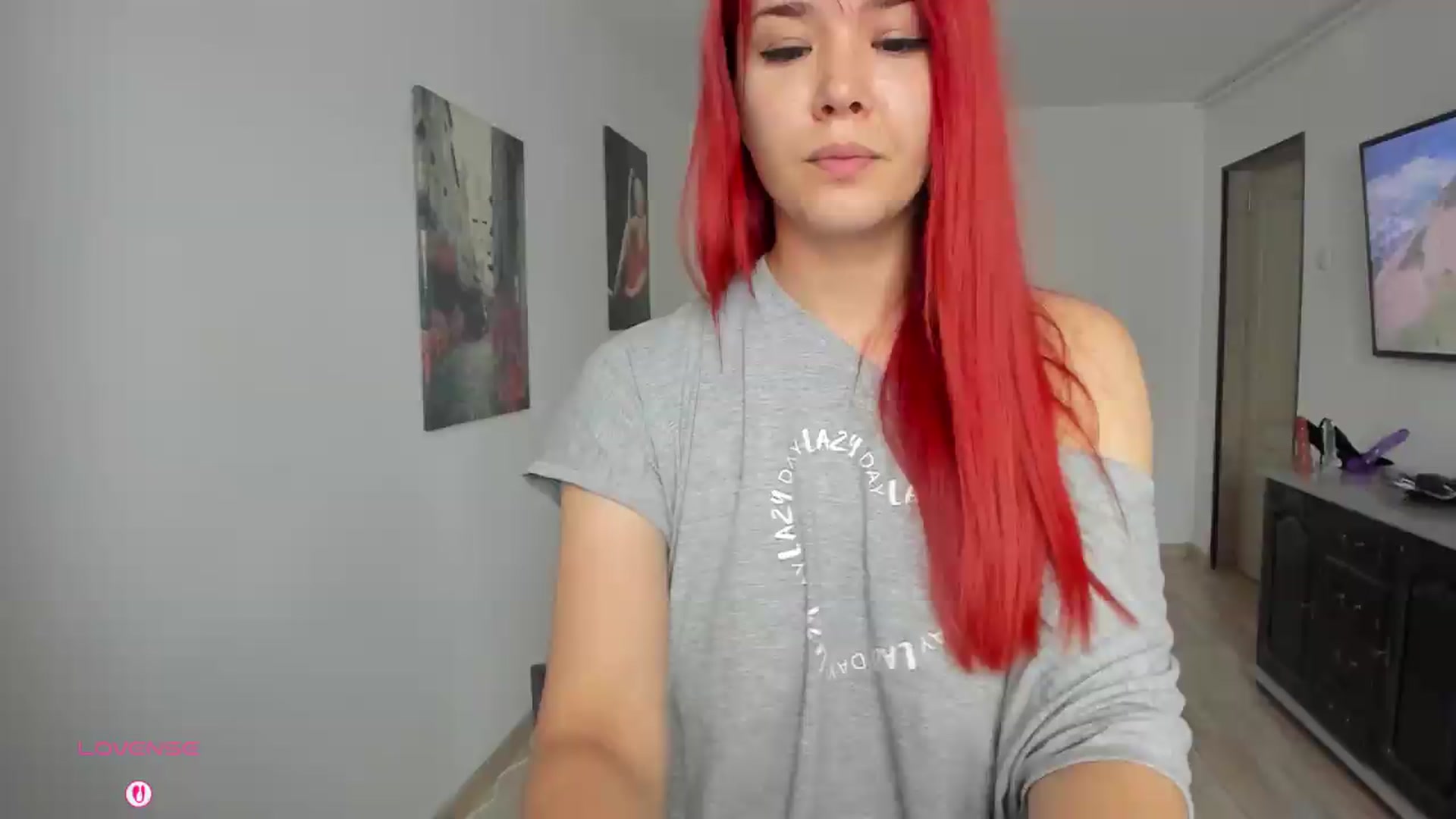 Gallery image thumbnail from RedFireVelvet's myfreecams stream on, 06/25/2026, 09:58 image 18 of 20