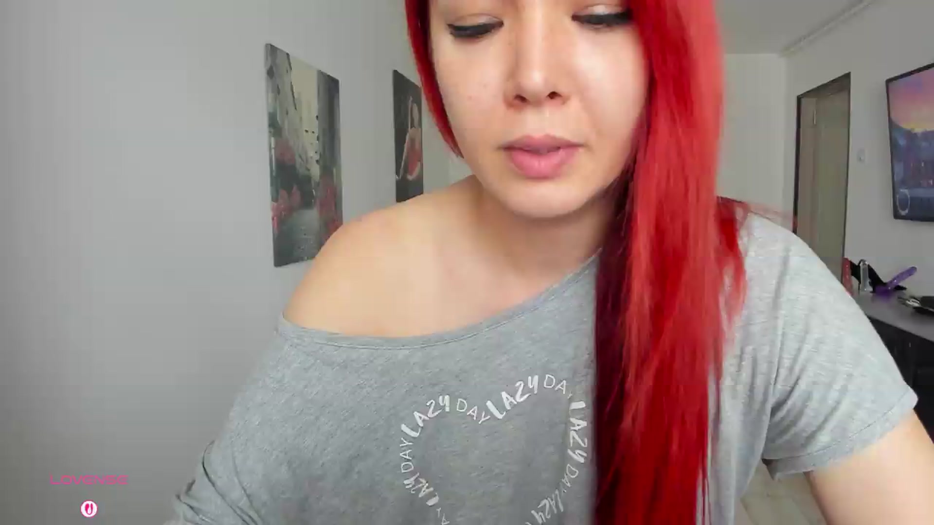 Gallery image thumbnail from RedFireVelvet's myfreecams stream on, 06/25/2026, 12:05 image 9 of 20