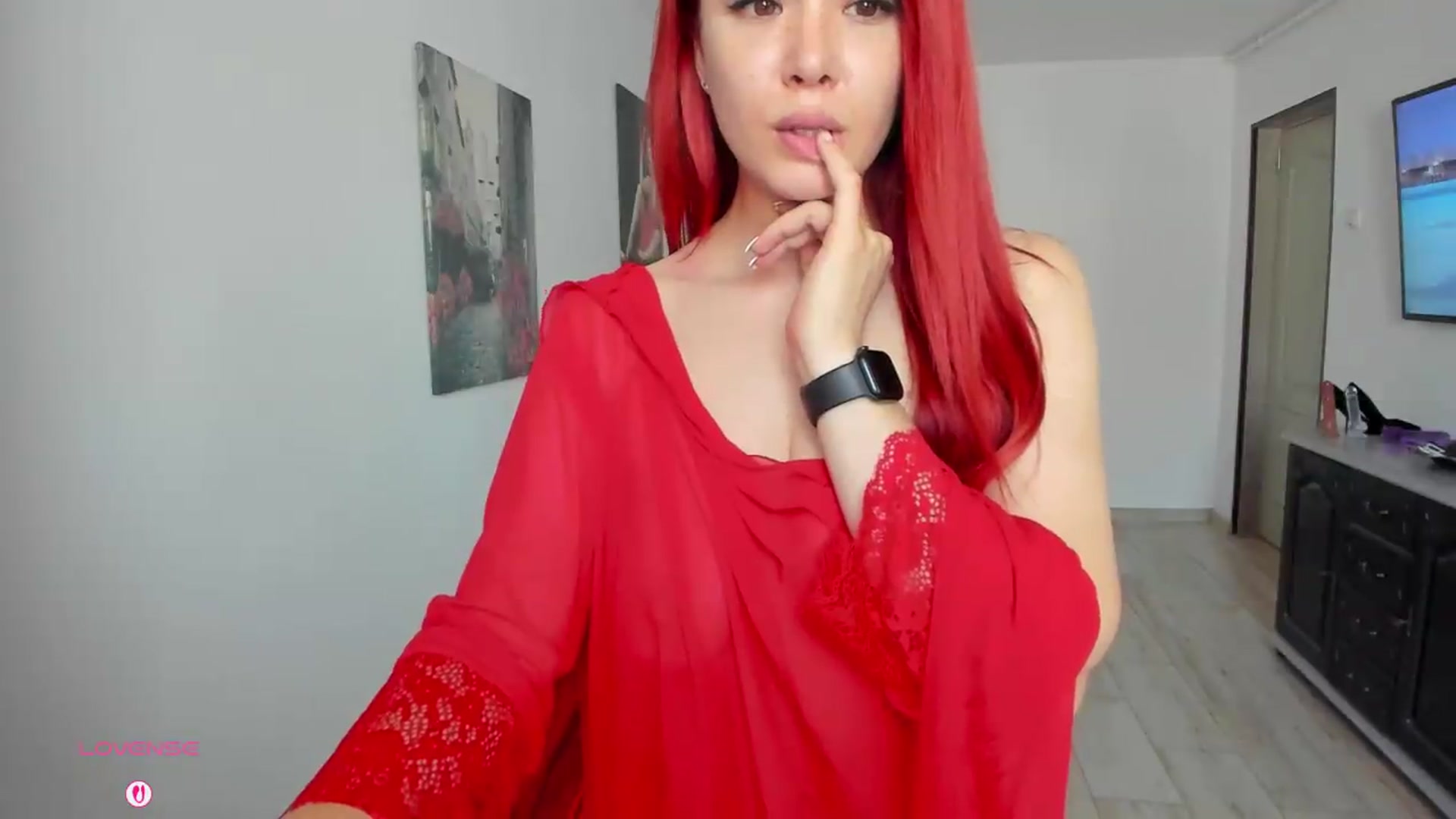 Gallery image thumbnail from RedFireVelvet's myfreecams stream on, 07/02/2026, 11:32 image 5 of 20