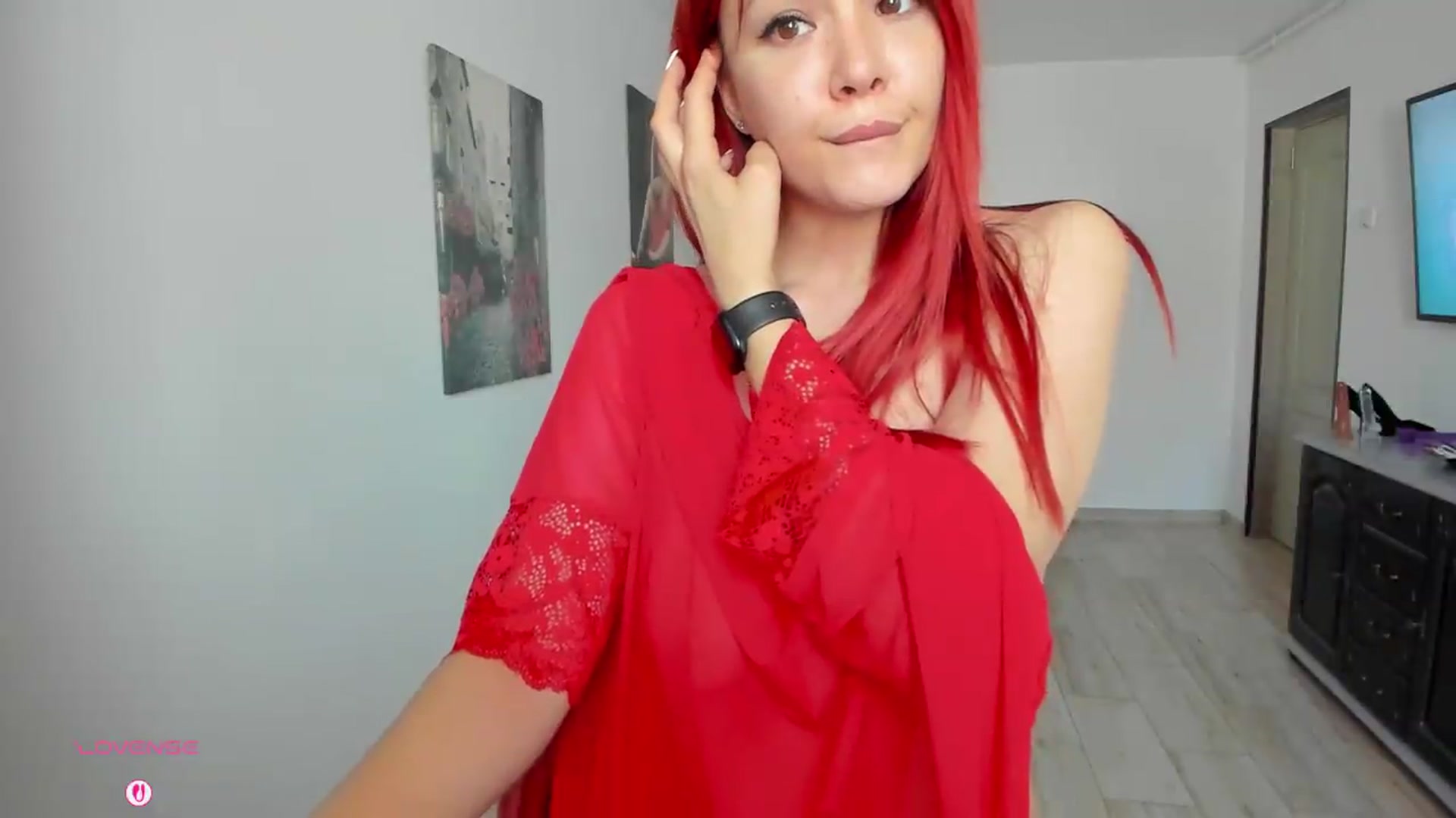 Gallery image thumbnail from RedFireVelvet's myfreecams stream on, 07/02/2026, 11:32 image 2 of 20