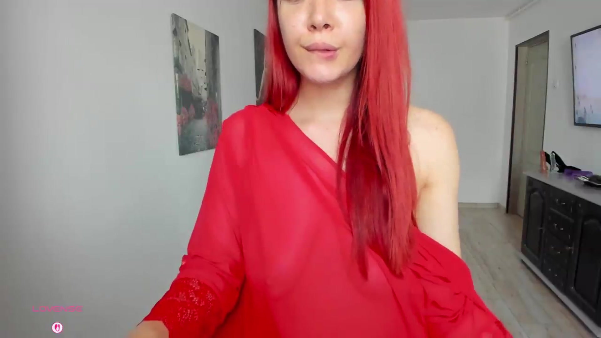 Gallery image thumbnail from RedFireVelvet's myfreecams stream on, 07/02/2026, 12:37 image 5 of 20