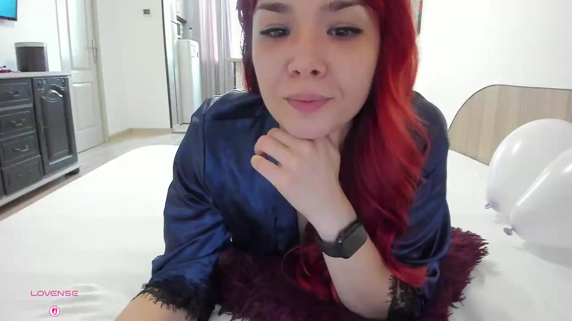 Gallery image thumbnail from RedFireVelvet's myfreecams stream on, 07/13/2026, 12:27 image 9 of 20