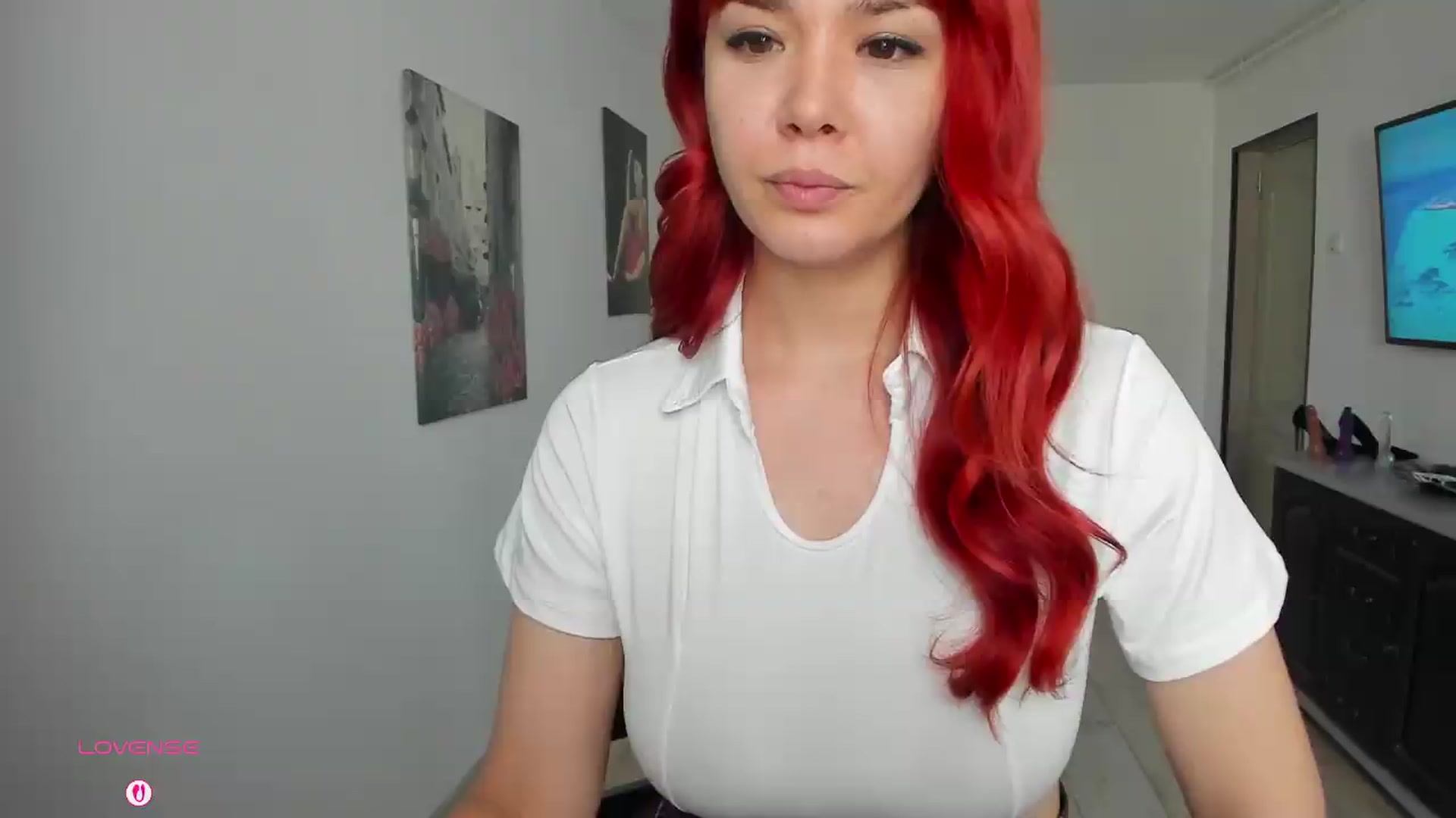 Gallery image thumbnail from RedFireVelvet's myfreecams stream on, 07/15/2026, 09:31 image 4 of 20