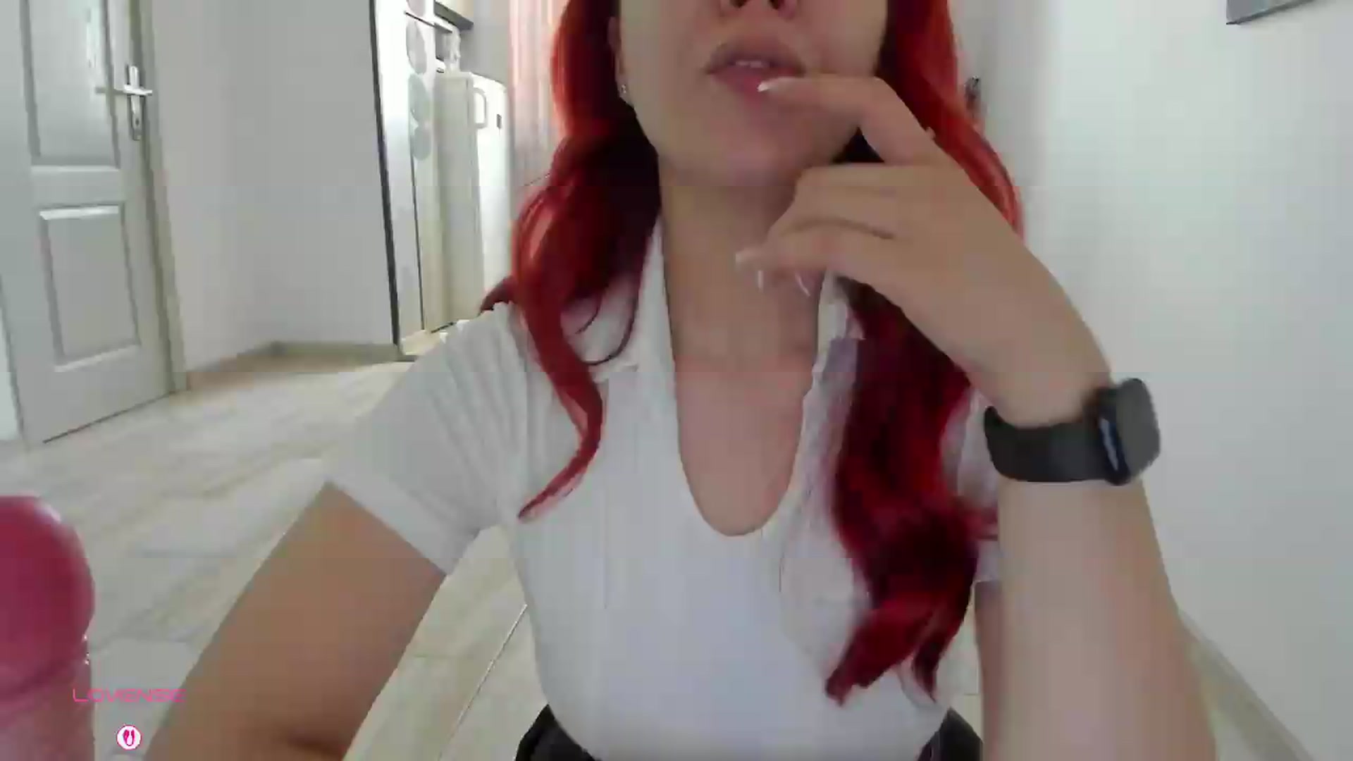 Gallery image thumbnail from RedFireVelvet's myfreecams stream on, 07/15/2026, 09:31 image 16 of 20