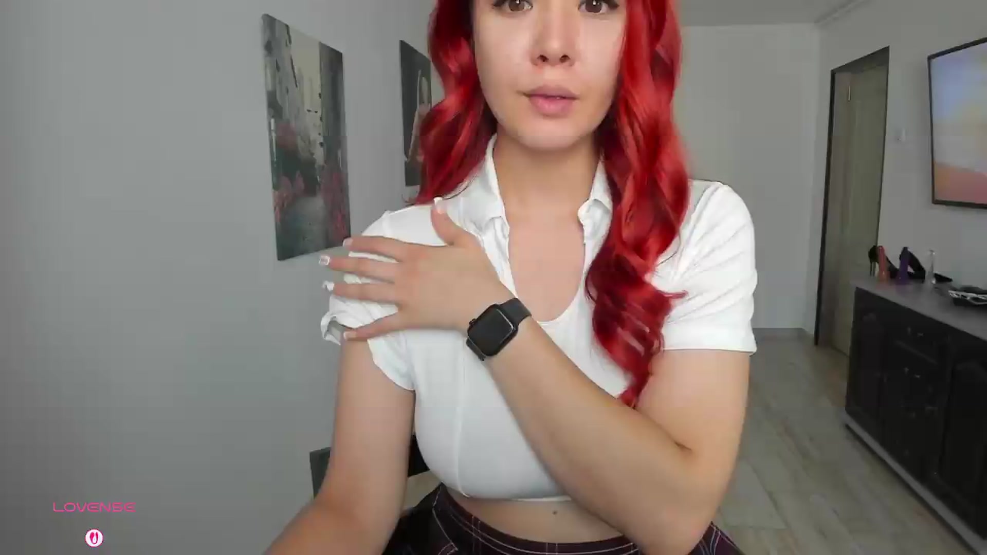 Gallery image thumbnail from RedFireVelvet's myfreecams stream on, 07/15/2026, 12:37 image 4 of 20