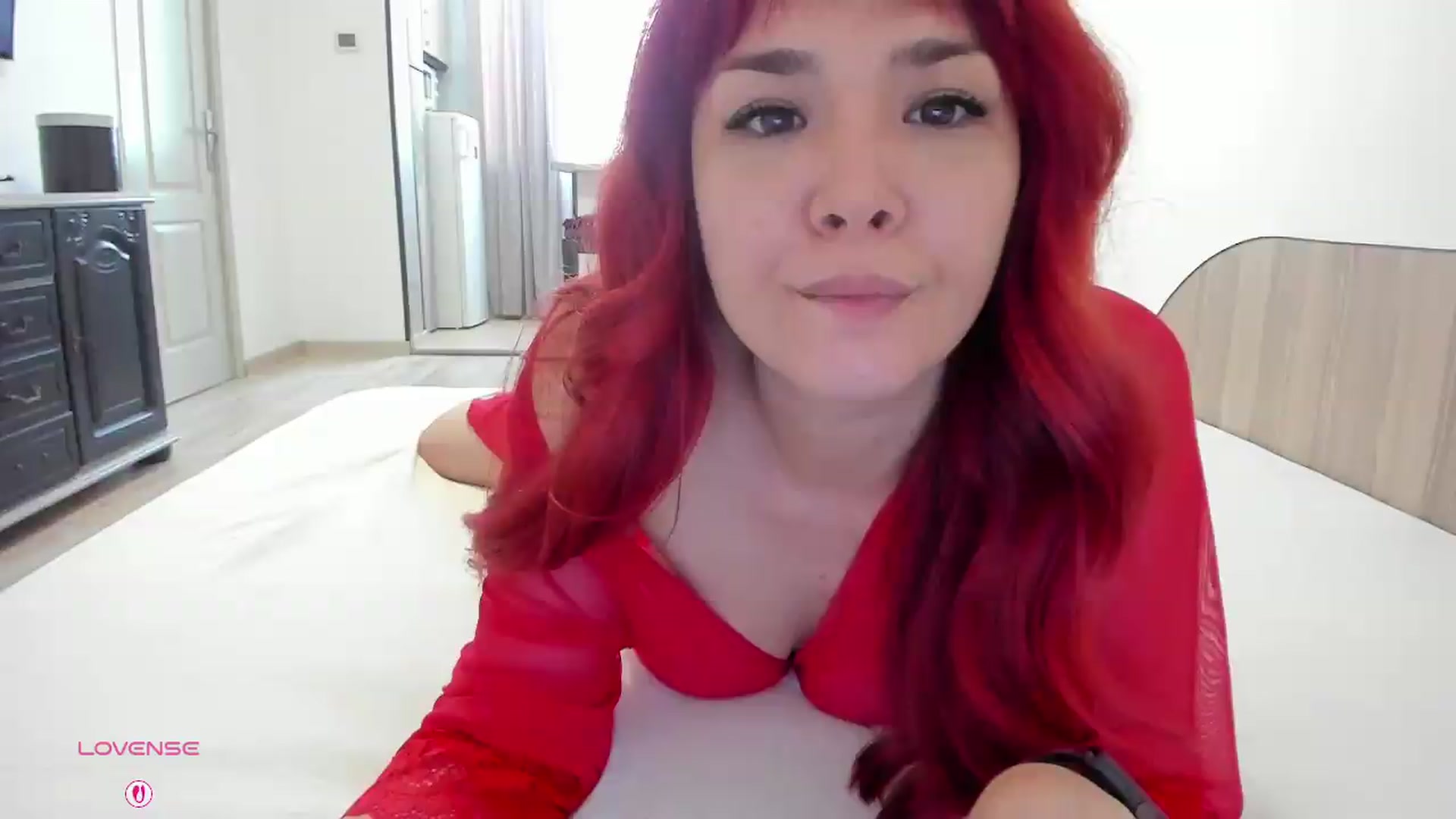 Gallery image thumbnail from RedFireVelvet's myfreecams stream on, 07/16/2026, 11:43 image 8 of 20
