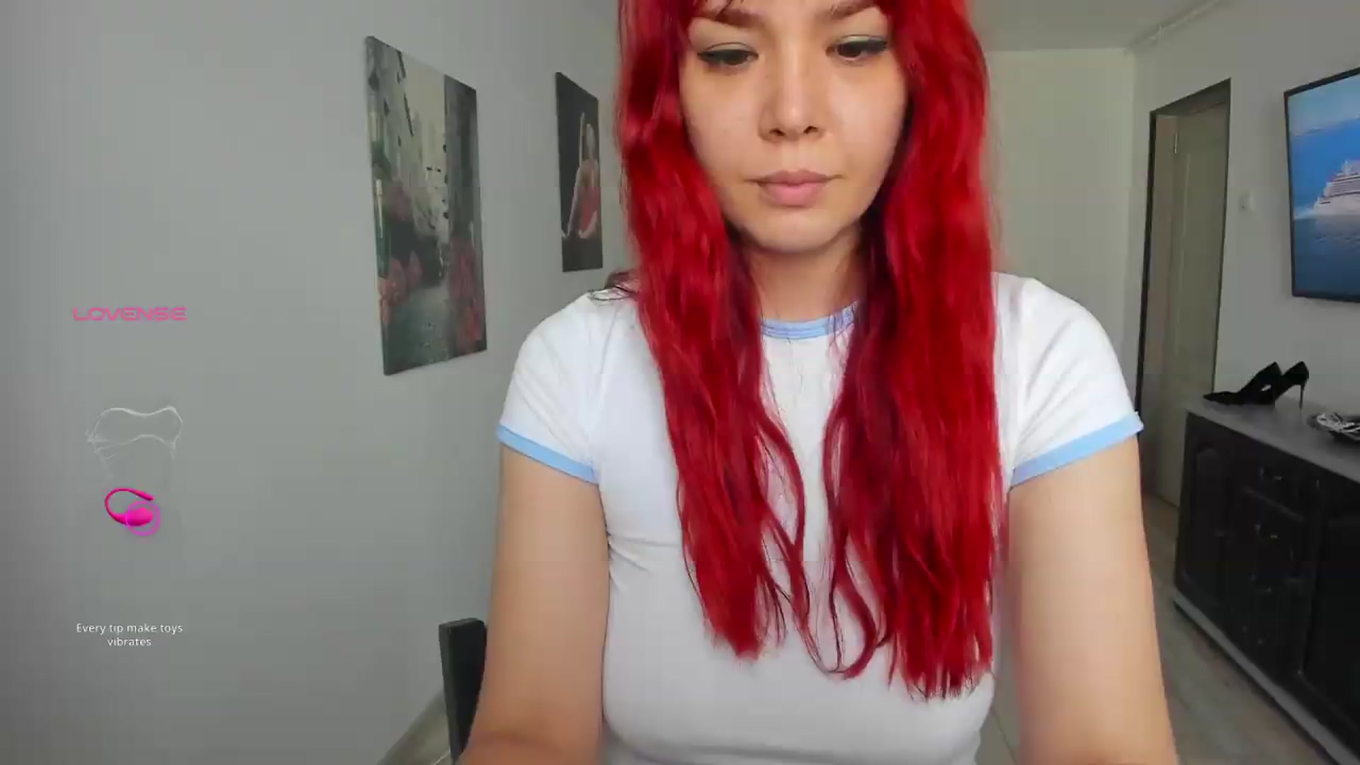 Gallery image thumbnail from RedFireVelvet's myfreecams stream on, 07/20/2026, 11:37 image 3 of 20