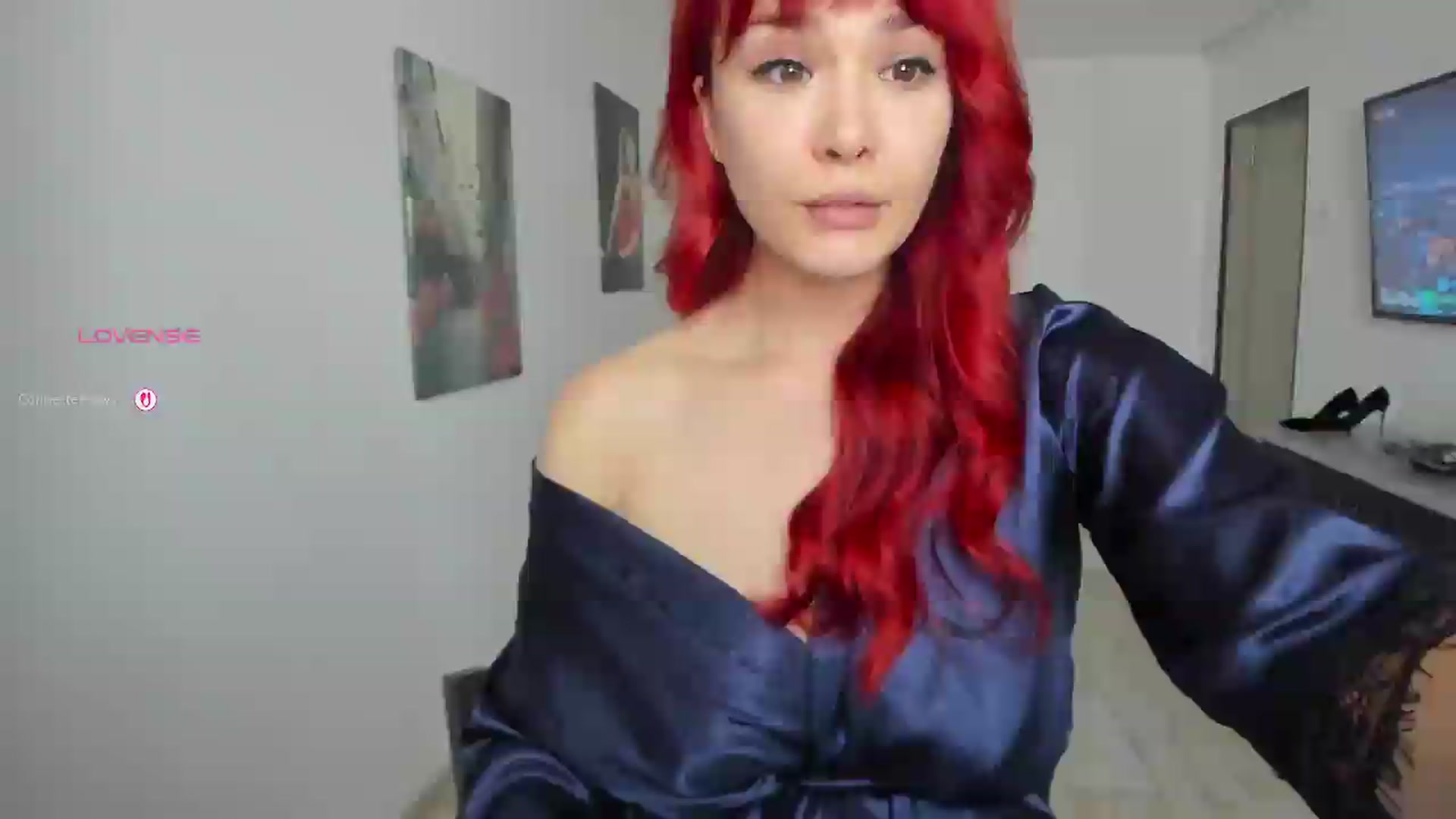 Gallery image thumbnail from RedFireVelvet's myfreecams stream on, 08/01/2026, 10:28 image 9 of 20