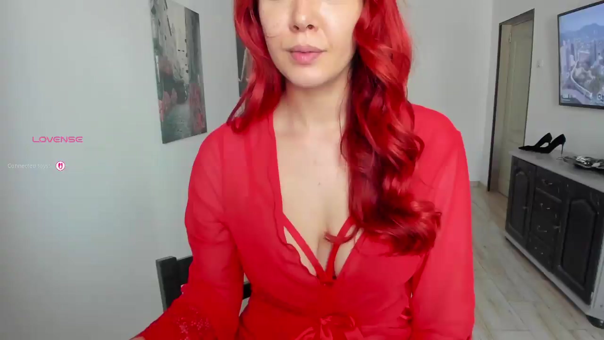 Gallery image thumbnail from RedFireVelvet's myfreecams stream on, 08/02/2026, 11:29 image 2 of 20