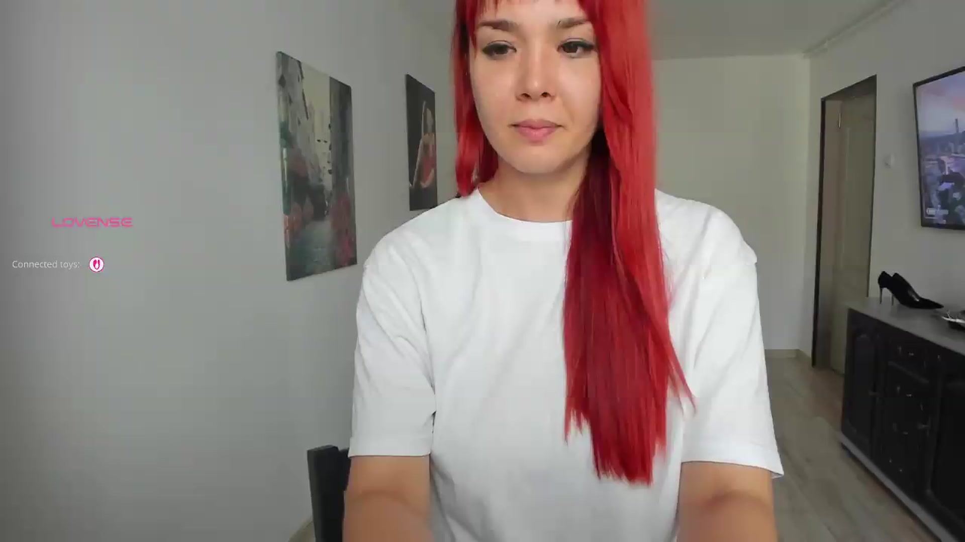 Gallery image thumbnail from RedFireVelvet's myfreecams stream on, 08/08/2026, 12:37 image 17 of 20