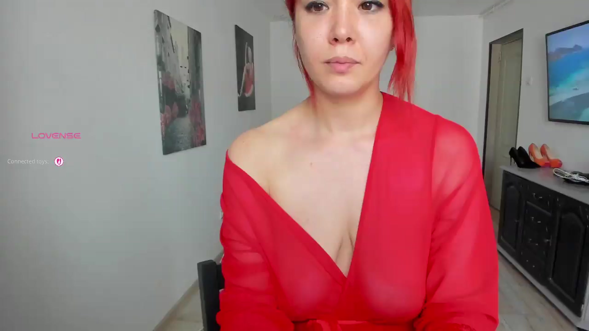 Gallery image thumbnail from RedFireVelvet's myfreecams stream on, 08/14/2026, 13:05 image 9 of 20