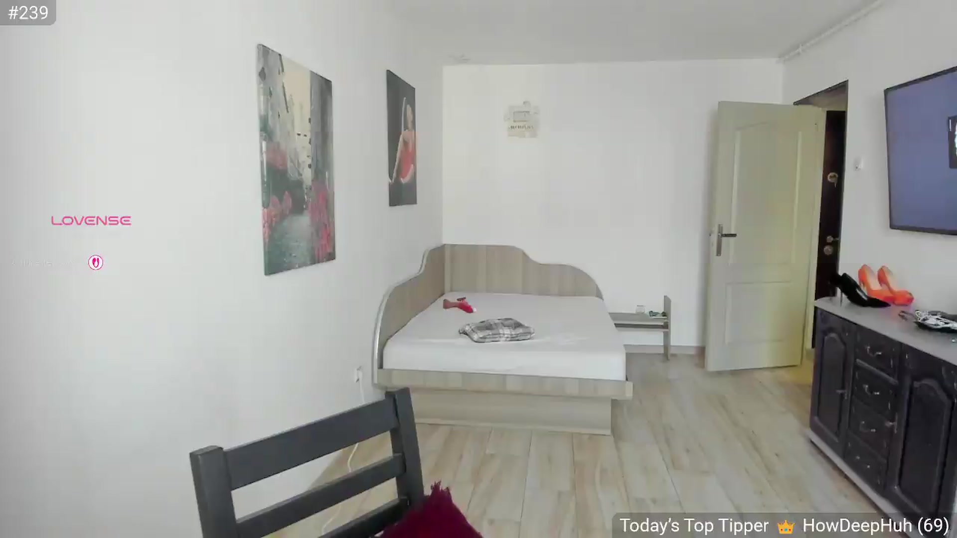 Gallery image thumbnail from RedFireVelvet's myfreecams stream on, 08/18/2026, 10:24 image 3 of 20