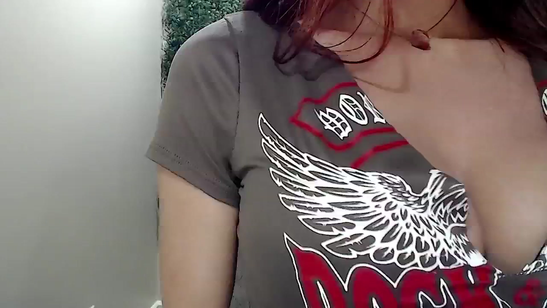 Gallery image thumbnail from RedHotDesire's myfreecams stream on, 06/28/2025, 18:02 image 8 of 20
