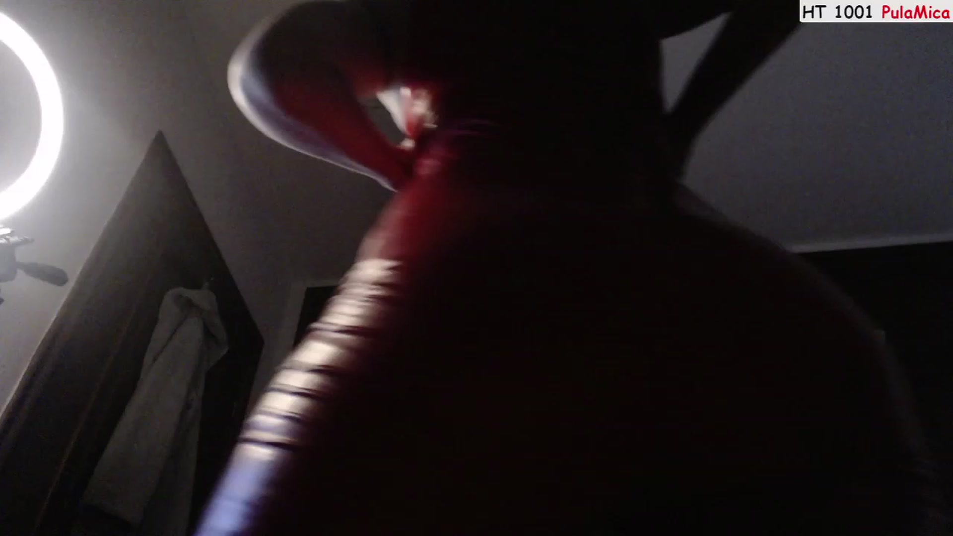 Gallery image thumbnail from RedHotSausage's myfreecams stream on, 07/09/2023, 24:03 image 14 of 20
