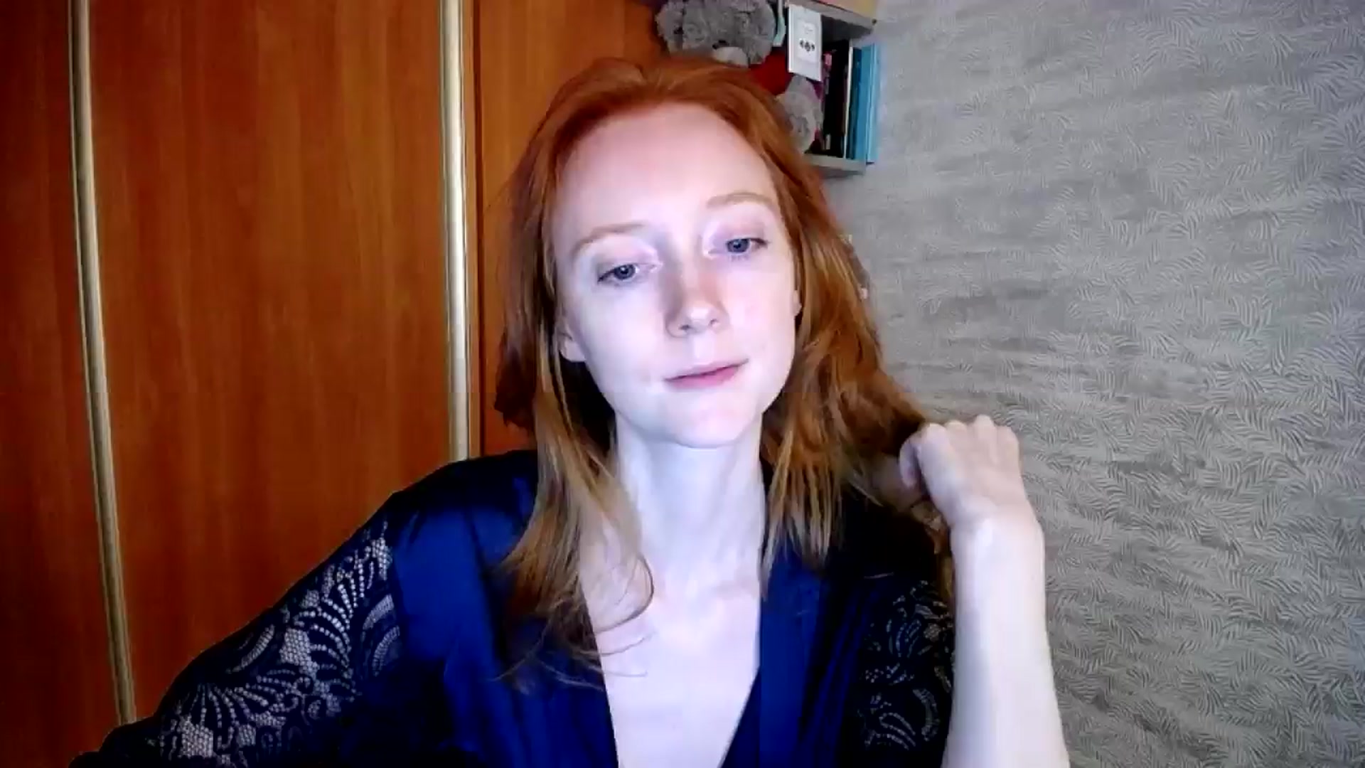 Gallery image thumbnail from RedSweetQueen's myfreecams stream on, 11/11/2024, 09:08 image 16 of 20