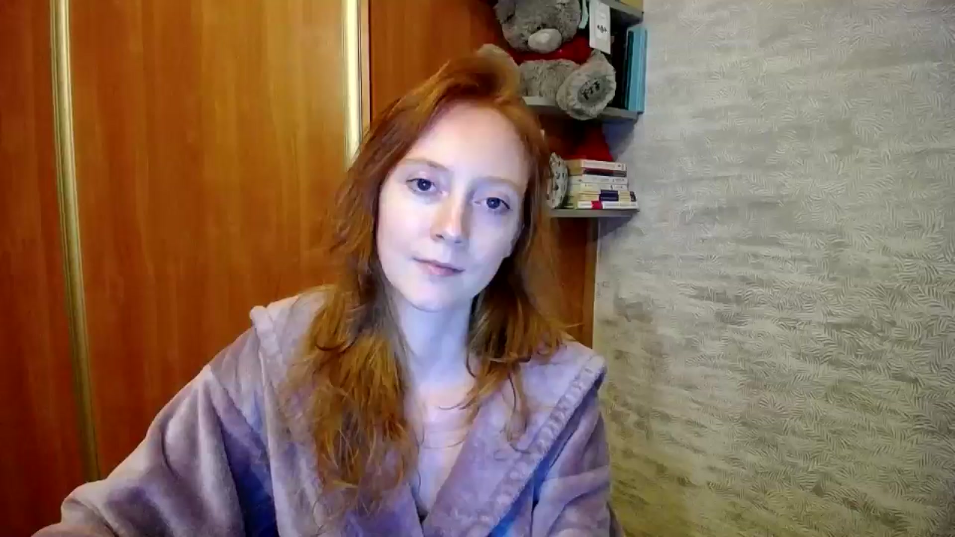 Gallery image thumbnail from RedSweetQueen's myfreecams stream on, 11/13/2024, 13:01 image 4 of 20