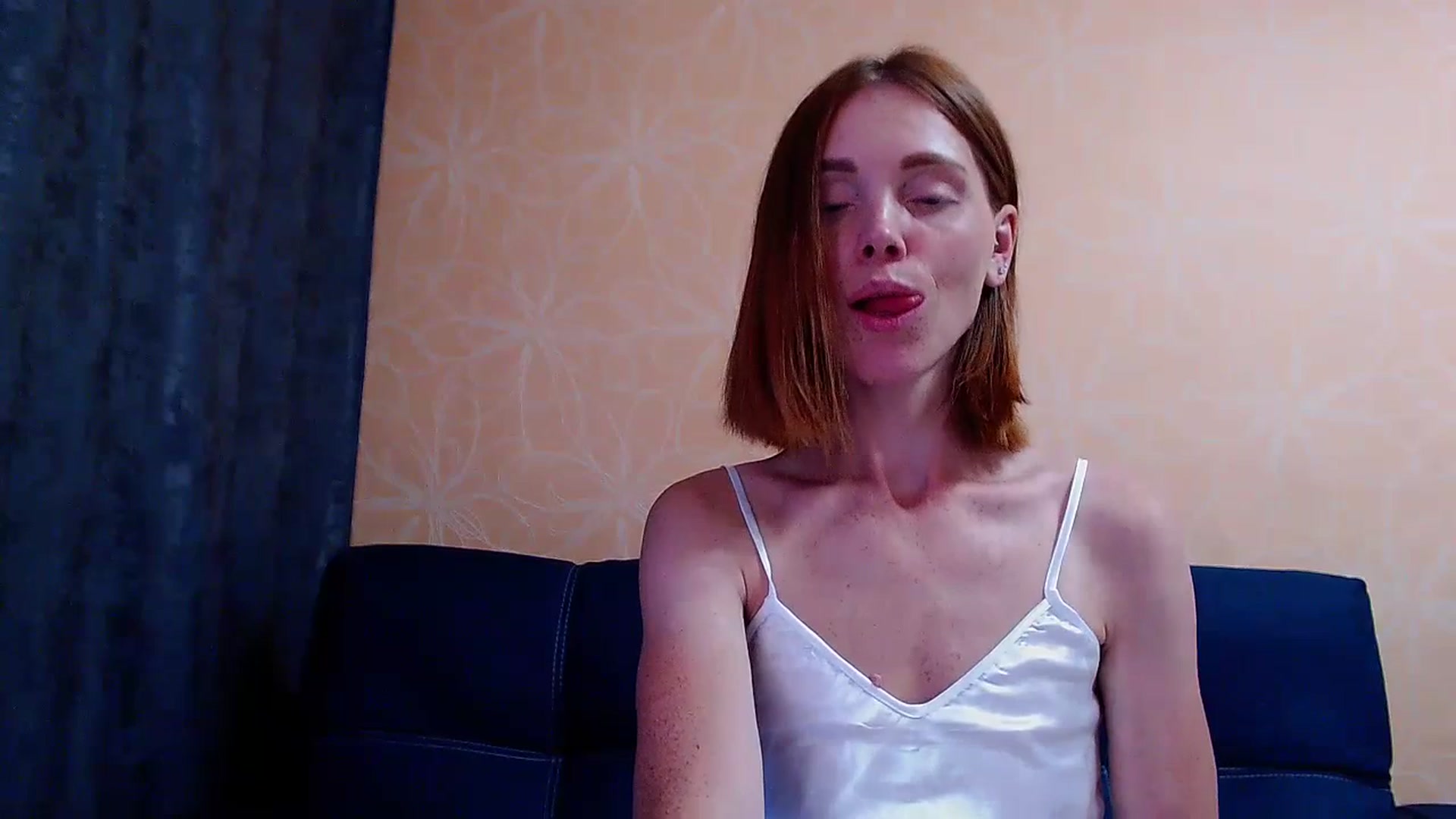 Gallery image thumbnail from Red_Alina's myfreecams stream on, 06/30/2023, 03:30 image 10 of 20