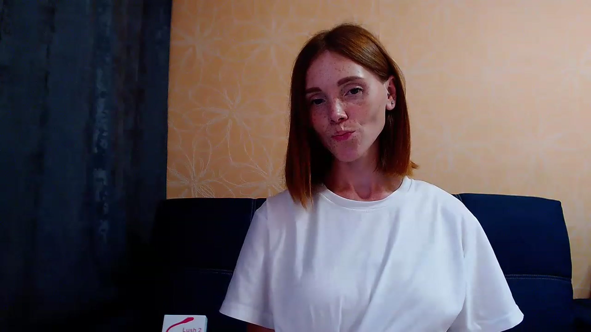 Gallery image thumbnail from Red_Alina's myfreecams stream on, 08/04/2023, 04:13 image 8 of 20