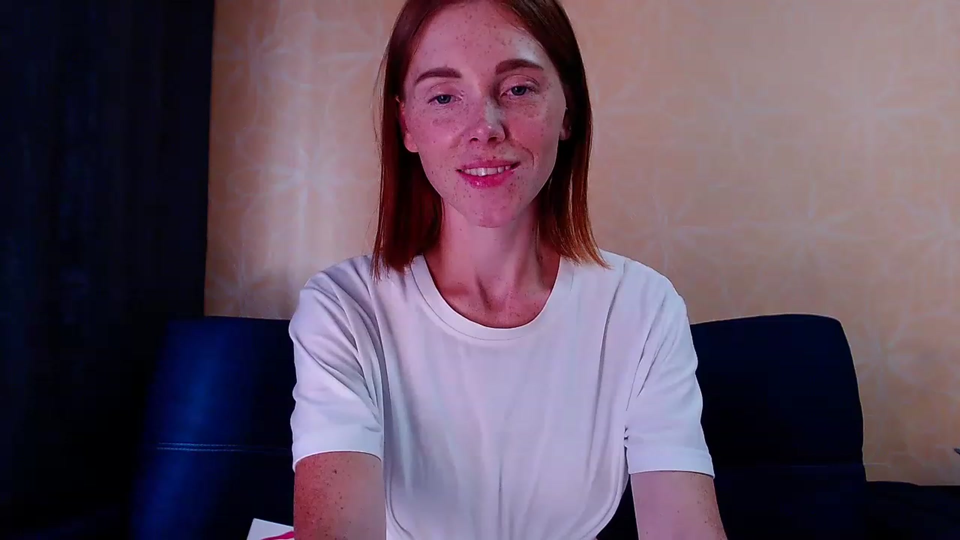 Gallery image thumbnail from Red_Alina's myfreecams stream on, 08/07/2023, 03:59 image 17 of 20