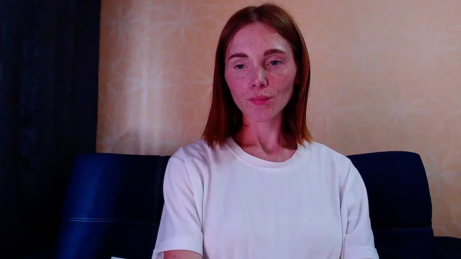 Gallery image thumbnail from Red_Alina's myfreecams stream on, 08/07/2023, 03:59 image 2 of 20