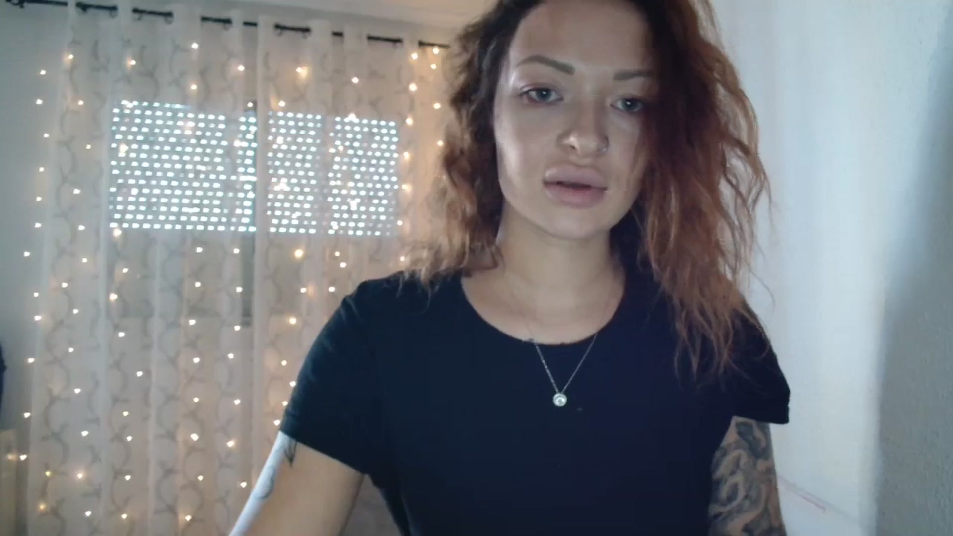 Gallery image thumbnail from Red_Ange1's myfreecams stream on, 01/08/2024, 17:01 image 4 of 20