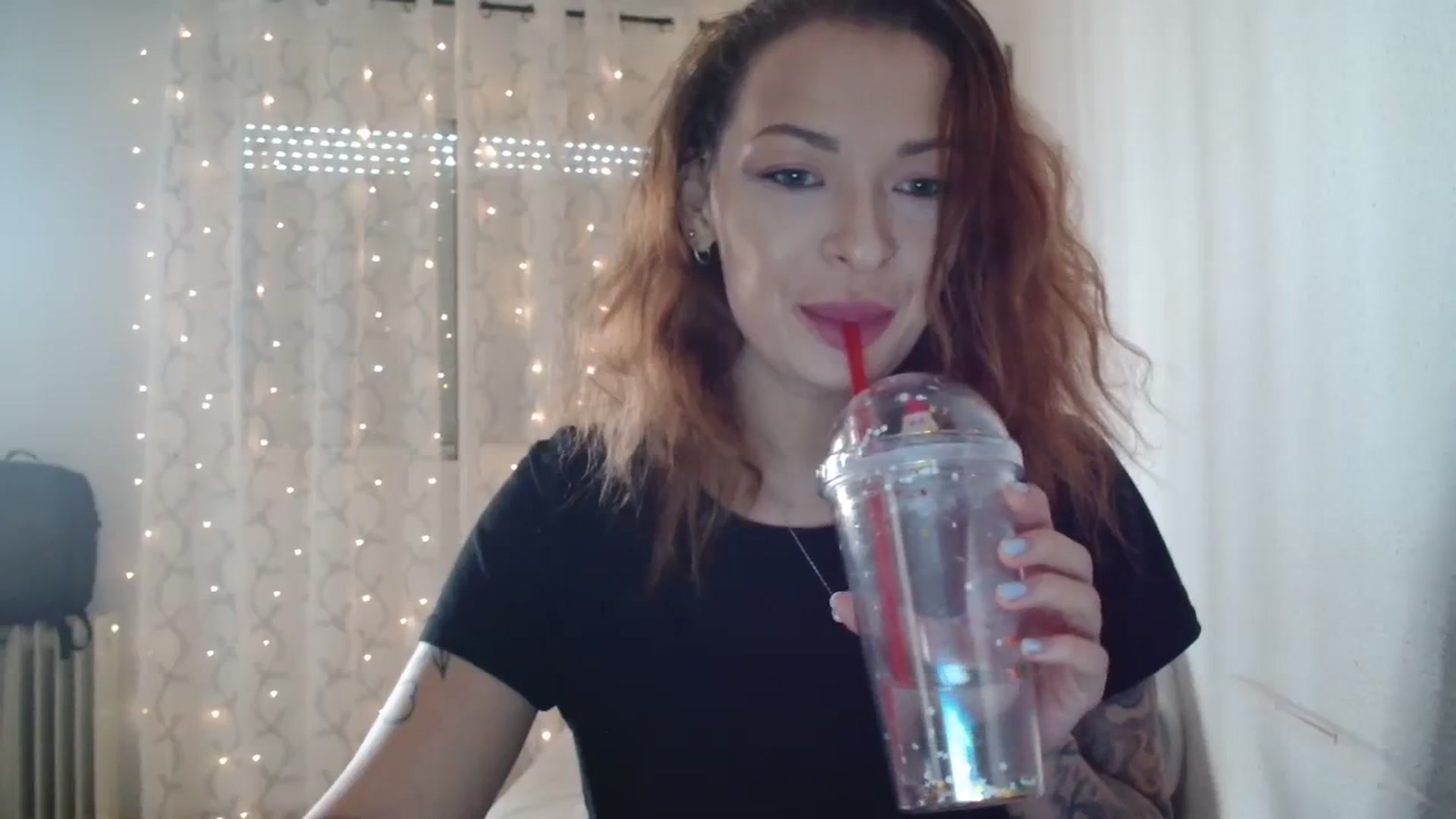 Gallery image thumbnail from Red_Ange1's myfreecams stream on, 01/10/2024, 14:30 image 19 of 20