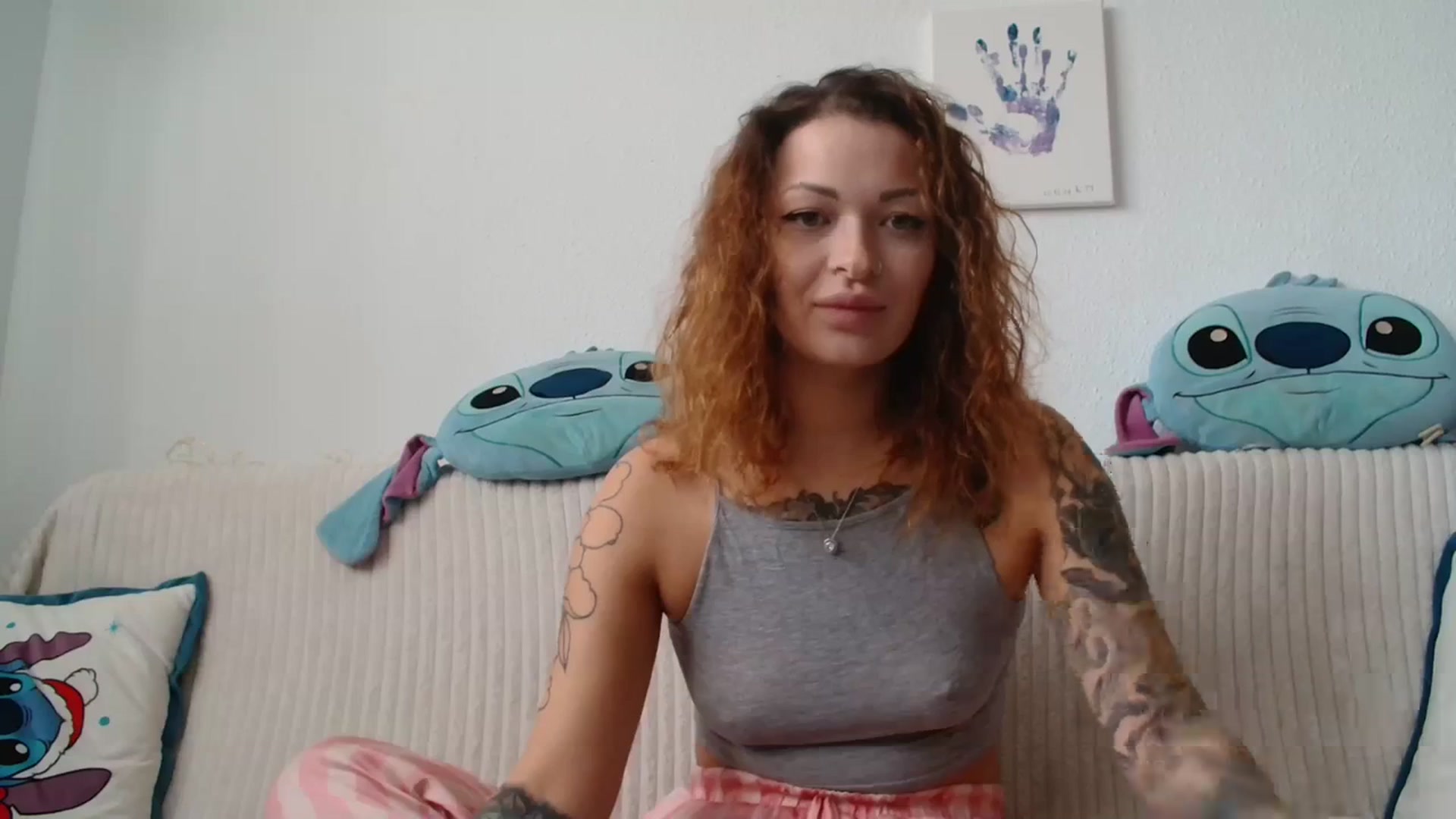 Gallery image thumbnail from Red_Ange1's myfreecams stream on, 01/14/2024, 15:47 image 6 of 20