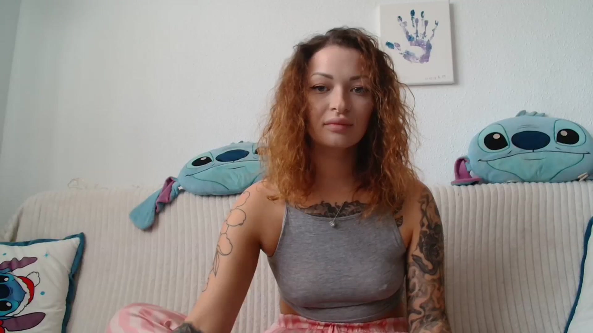Gallery image thumbnail from Red_Ange1's myfreecams stream on, 01/14/2024, 15:47 image 7 of 20