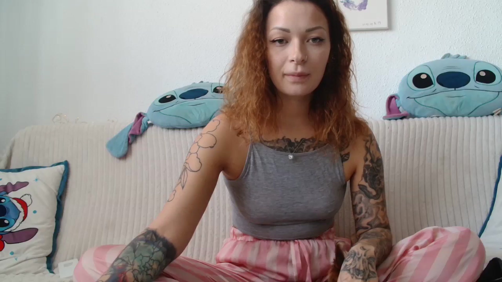 Gallery image thumbnail from Red_Ange1's myfreecams stream on, 01/14/2024, 15:47 image 13 of 20