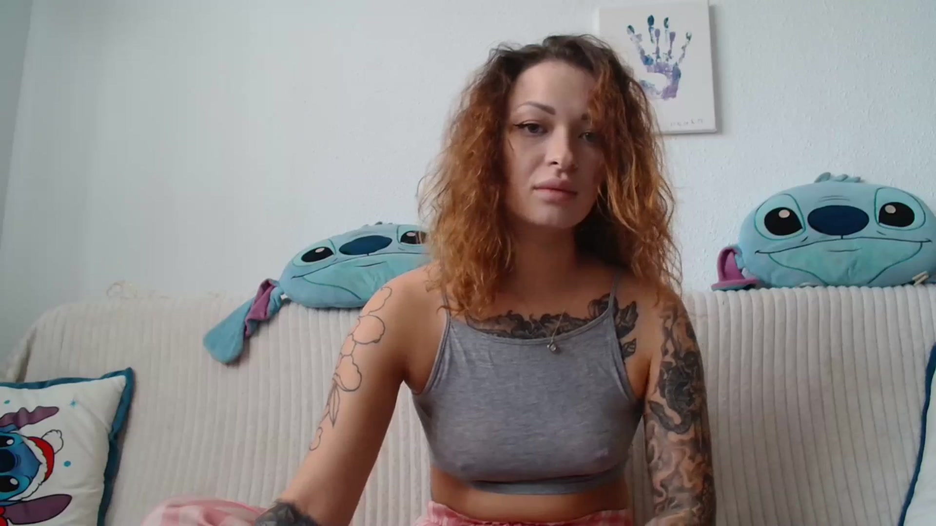 Gallery image thumbnail from Red_Ange1's myfreecams stream on, 01/14/2024, 15:47 image 3 of 20