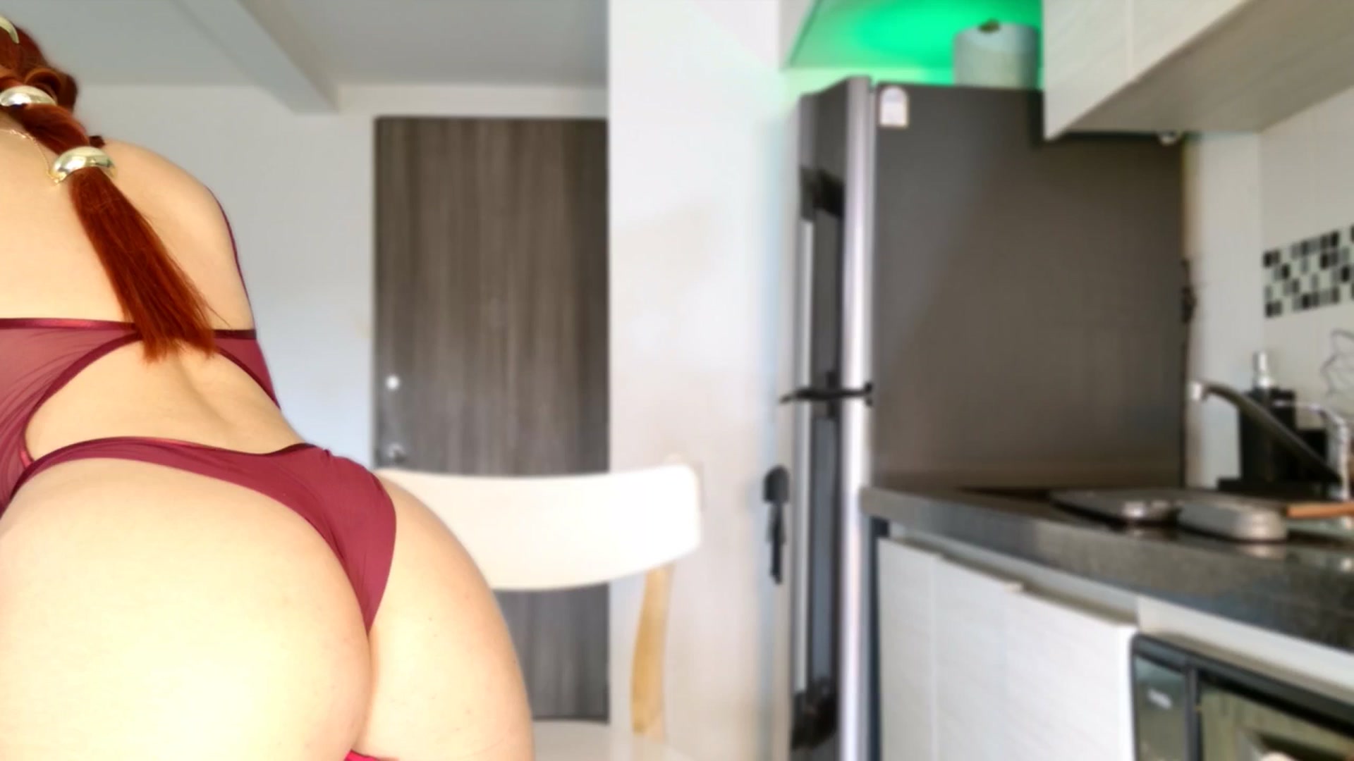 Gallery image thumbnail from Red_Aria's myfreecams stream on, 08/28/2025, 20:45 image 4 of 20