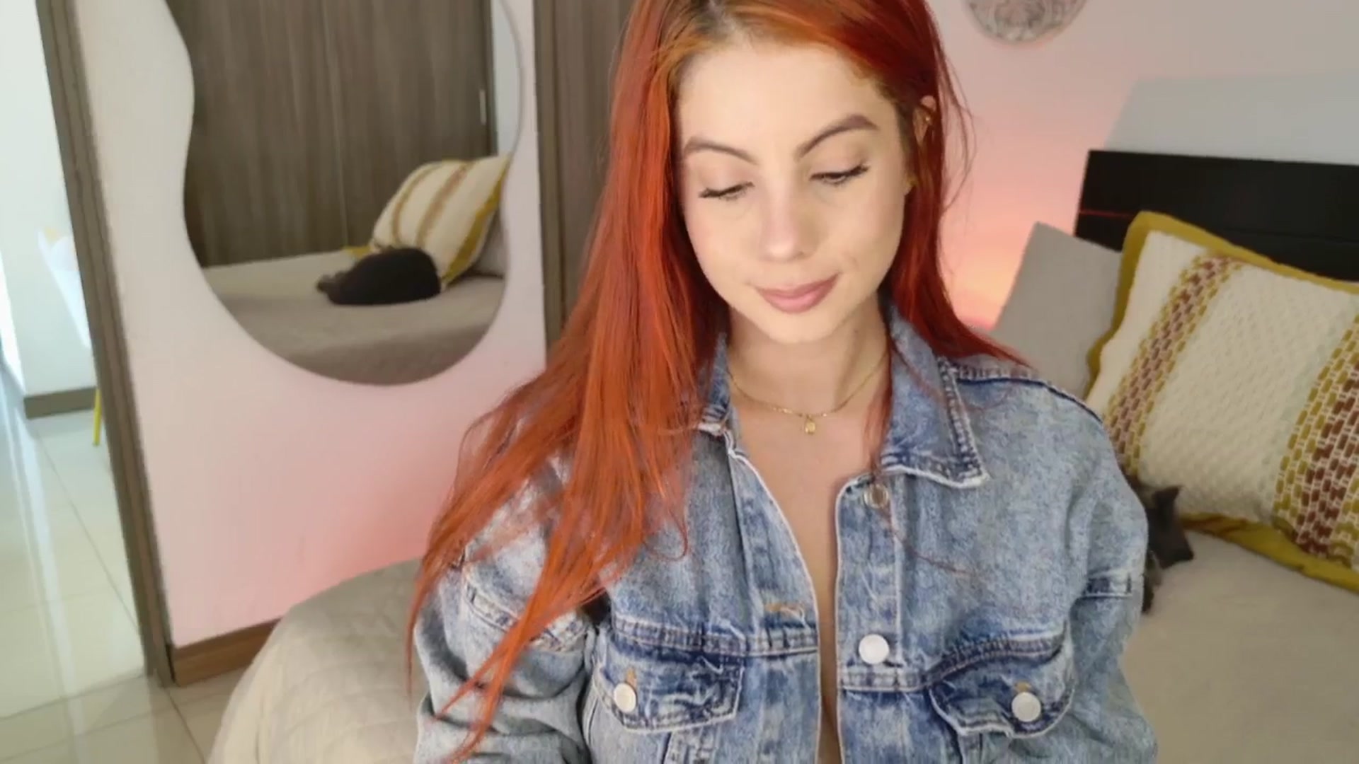 Gallery image thumbnail from Red_Aria's myfreecams stream on, 09/05/2025, 21:02 image 2 of 20