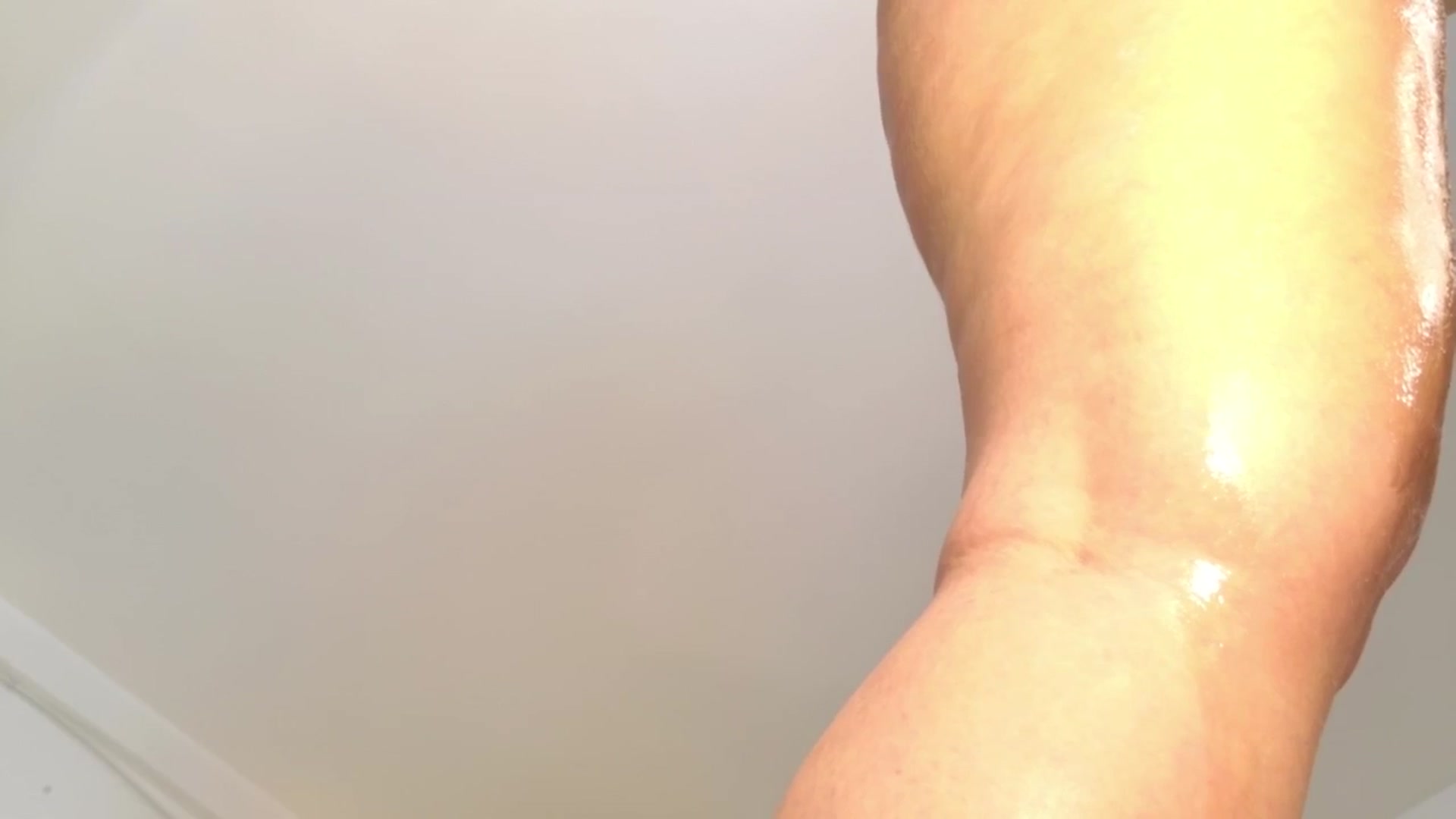 Gallery image thumbnail from Red_Aria's myfreecams stream on, 10/30/2025, 21:06 image 15 of 20