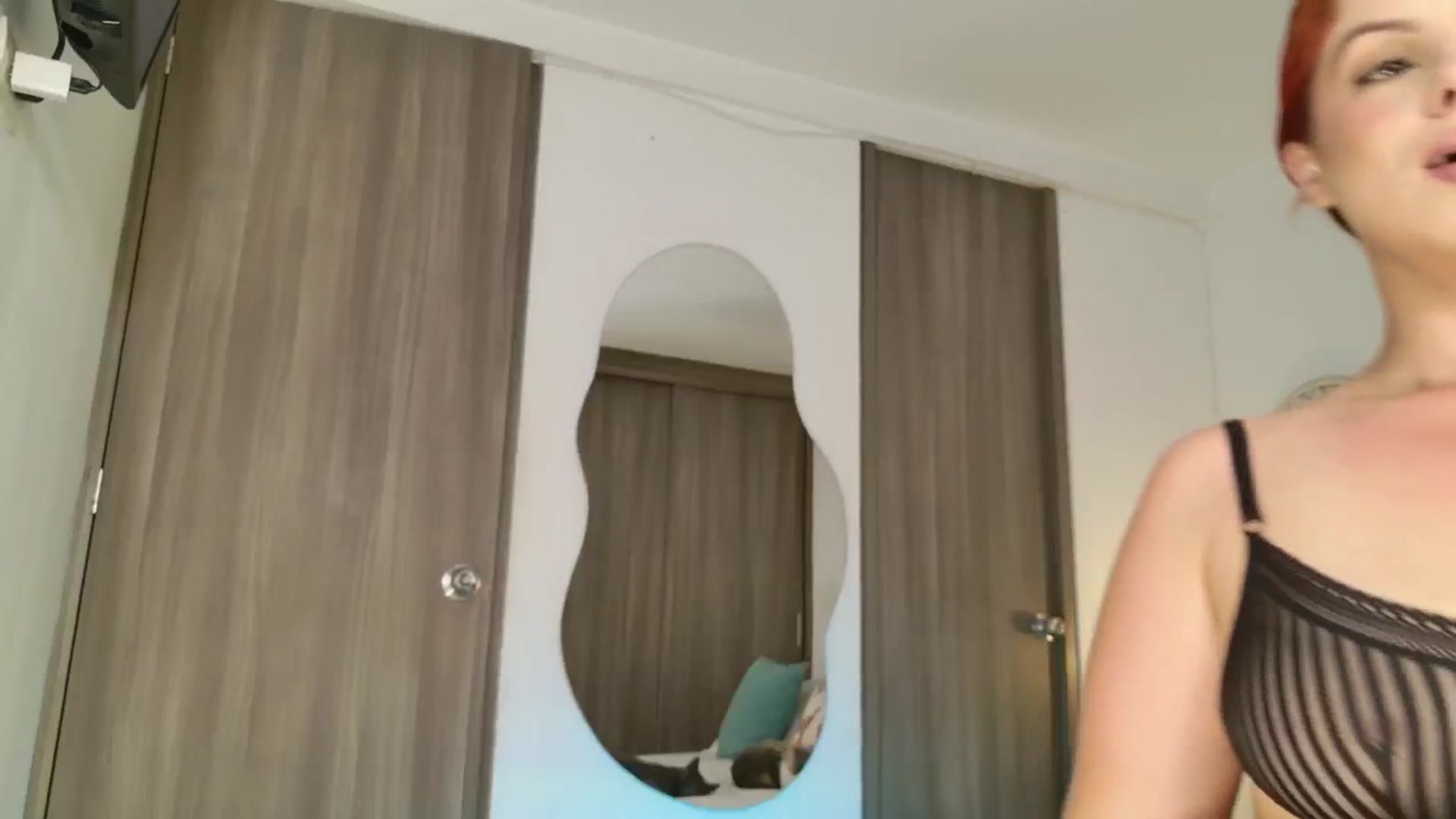 Gallery image thumbnail from Red_Aria's myfreecams stream on, 11/18/2025, 20:25 image 10 of 20