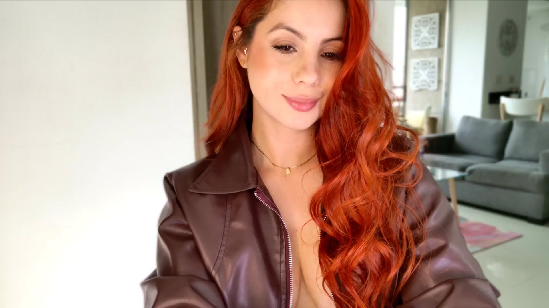 Gallery image thumbnail from Red_Aria's myfreecams stream on, 01/15/2026, 18:08 image 13 of 20