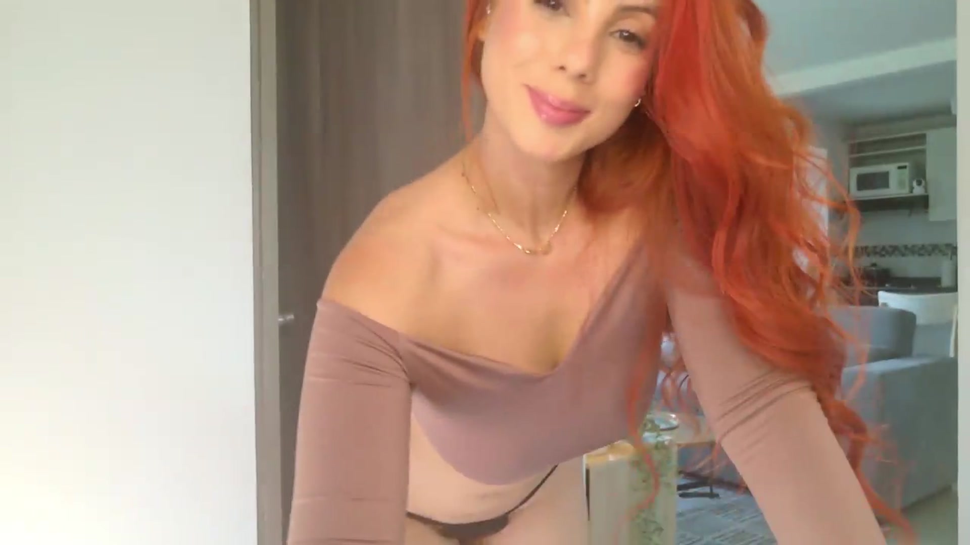 Gallery image thumbnail from Red_Aria's myfreecams stream on, 05/13/2026, 20:49 image 9 of 20