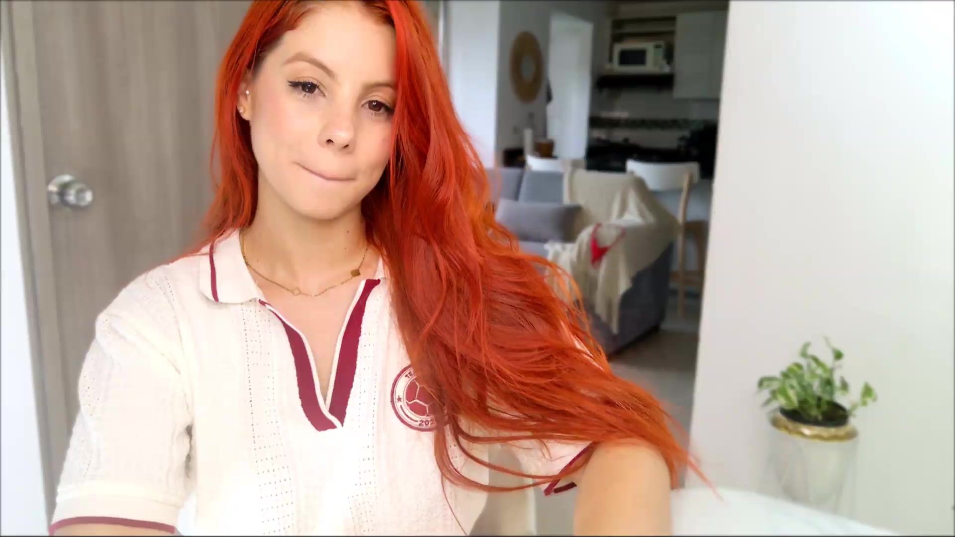 Gallery image thumbnail from Red_Aria's myfreecams stream on, 09/07/2026, 21:23 image 14 of 20