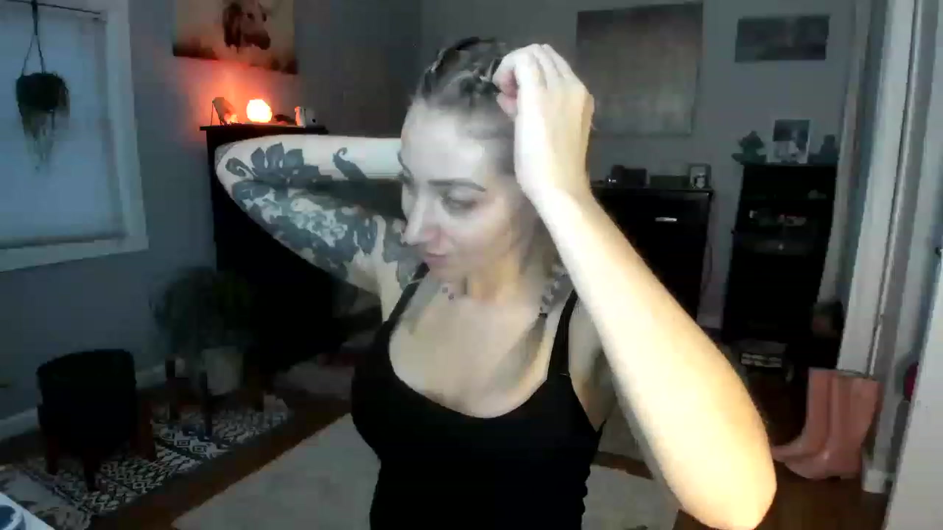 Gallery image thumbnail from Red_Chasten's myfreecams stream on, 12/19/2022, 22:43 image 2 of 20