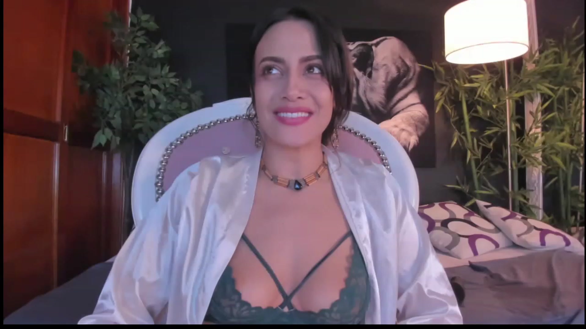 Gallery image thumbnail from Red_Flower203's myfreecams stream on, 06/16/2023, 21:36 image 18 of 20
