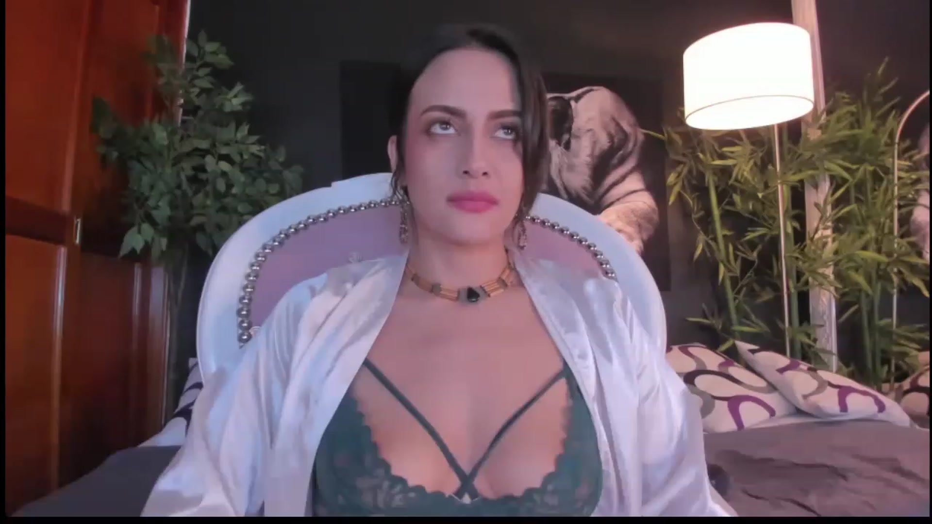 Gallery image thumbnail from Red_Flower203's myfreecams stream on, 06/16/2023, 21:36 image 17 of 20