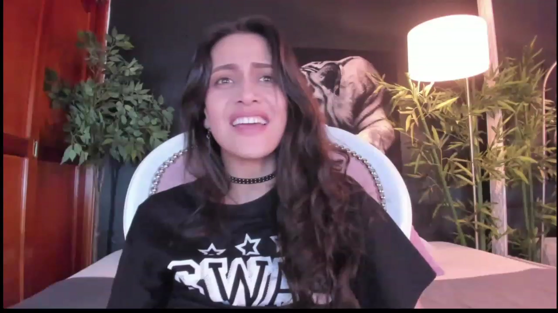 Gallery image thumbnail from Red_Flower203's myfreecams stream on, 06/17/2023, 21:25 image 10 of 20