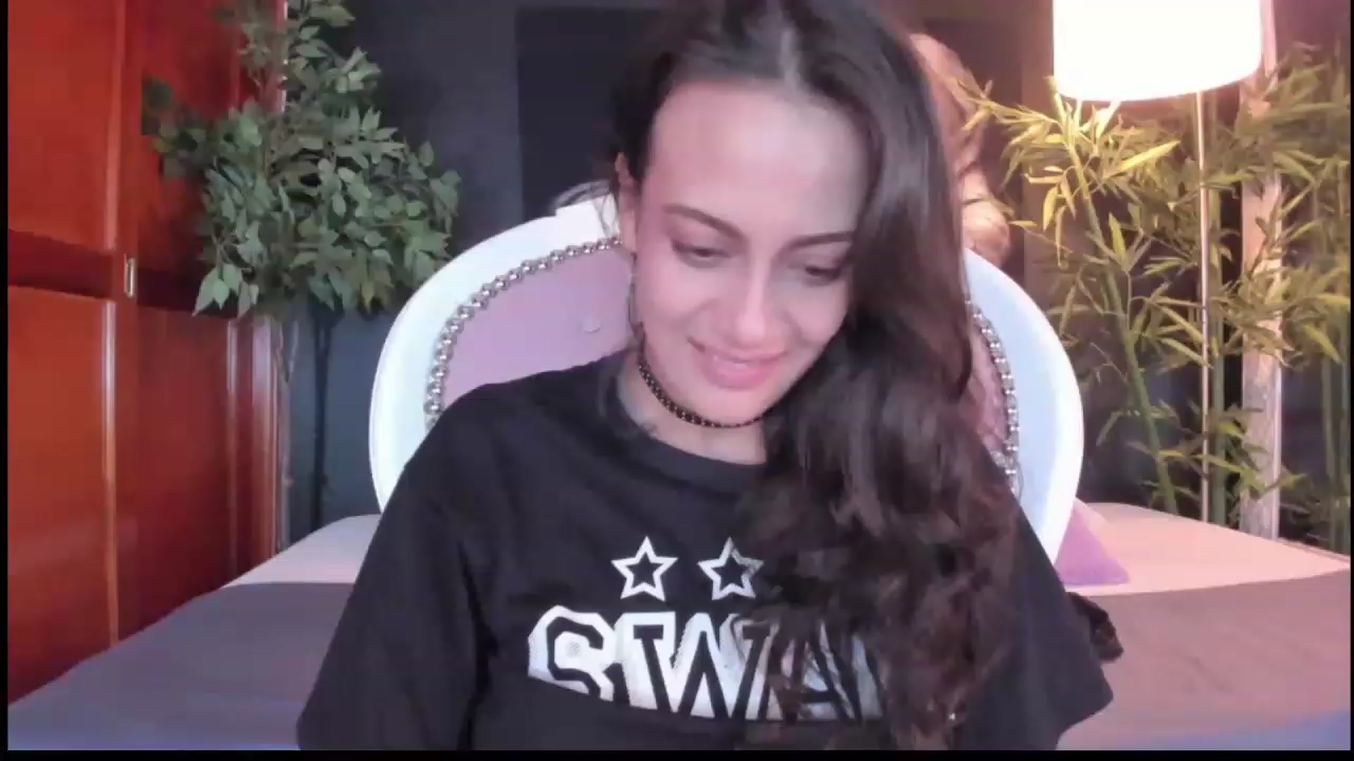Gallery image thumbnail from Red_Flower203's myfreecams stream on, 06/17/2023, 21:25 image 17 of 20