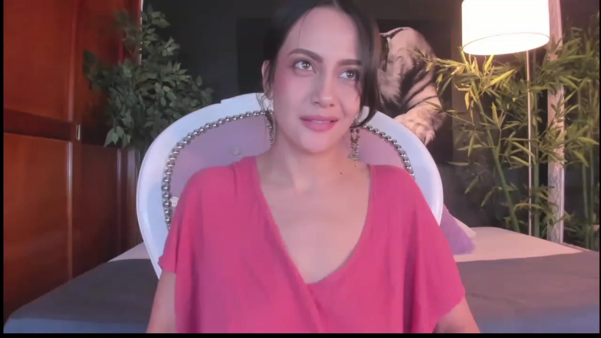 Gallery image thumbnail from Red_Flower203's myfreecams stream on, 06/19/2023, 19:54 image 13 of 20
