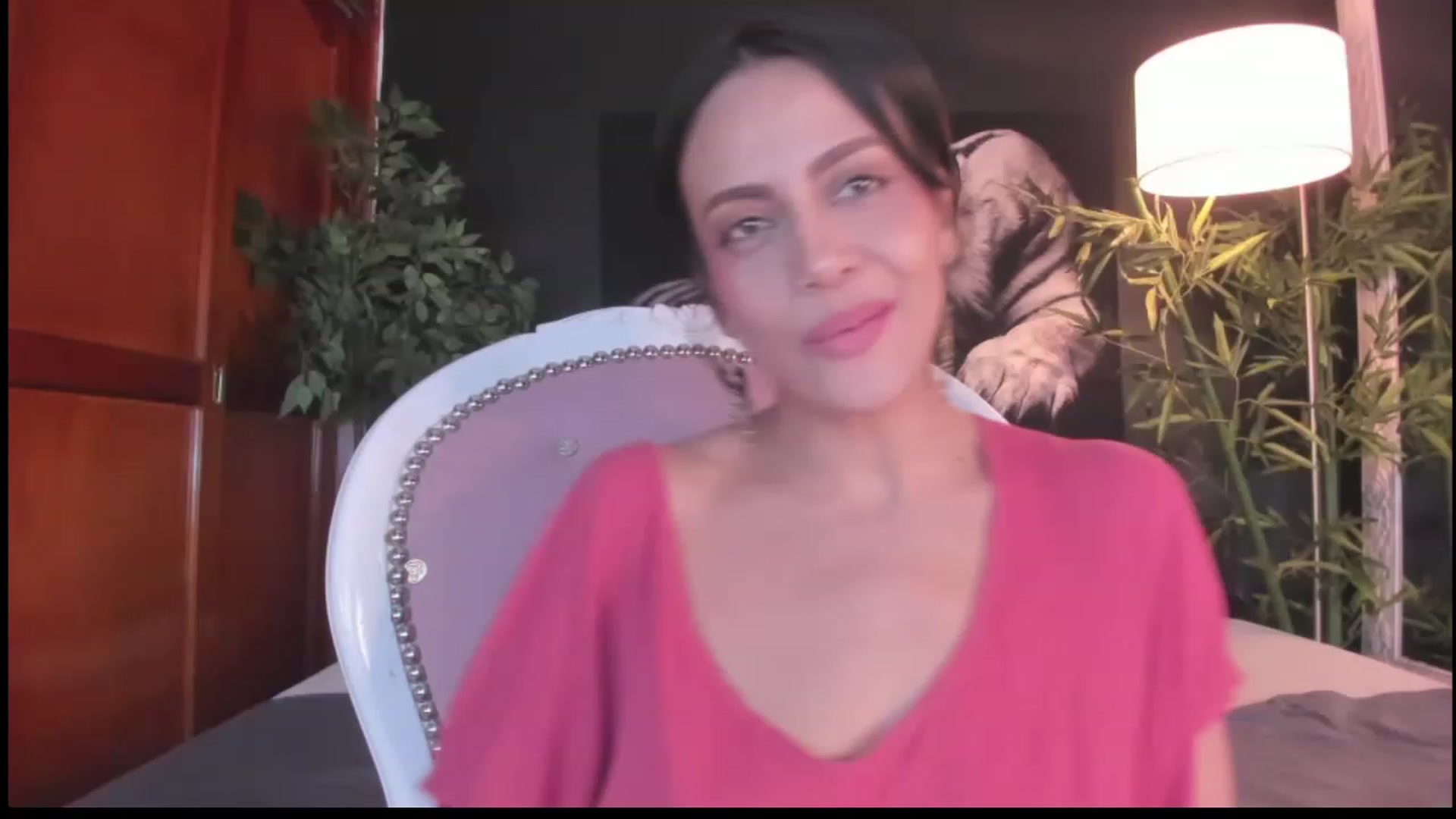 Gallery image thumbnail from Red_Flower203's myfreecams stream on, 06/19/2023, 19:54 image 16 of 20