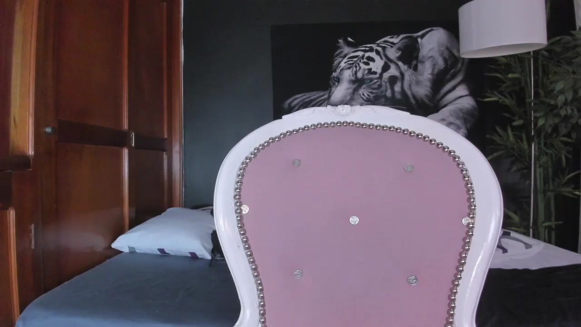 Gallery image thumbnail from Red_Flower203's myfreecams stream on, 07/07/2023, 21:58 image 5 of 20