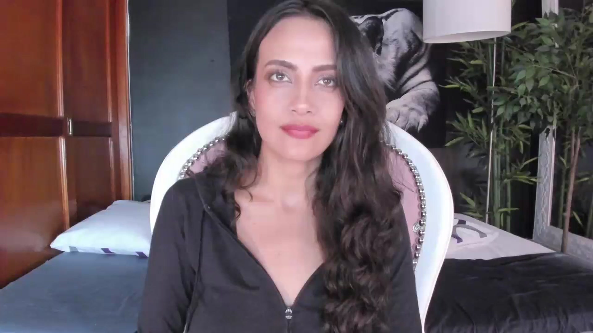 Gallery image thumbnail from Red_Flower203's myfreecams stream on, 07/07/2023, 21:58 image 14 of 20